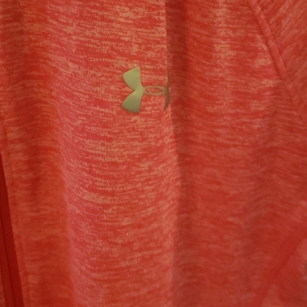 Under Armour long sleeve Running top - Picture 2 of 6